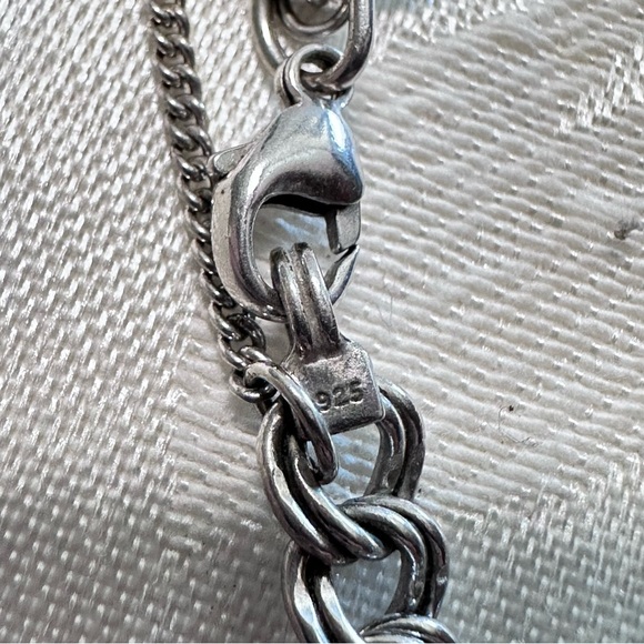 James Avery Sterling Silver Double Curb Link Bracelet with Safety Chain 6.75-7.0 - Picture 6 of 6
